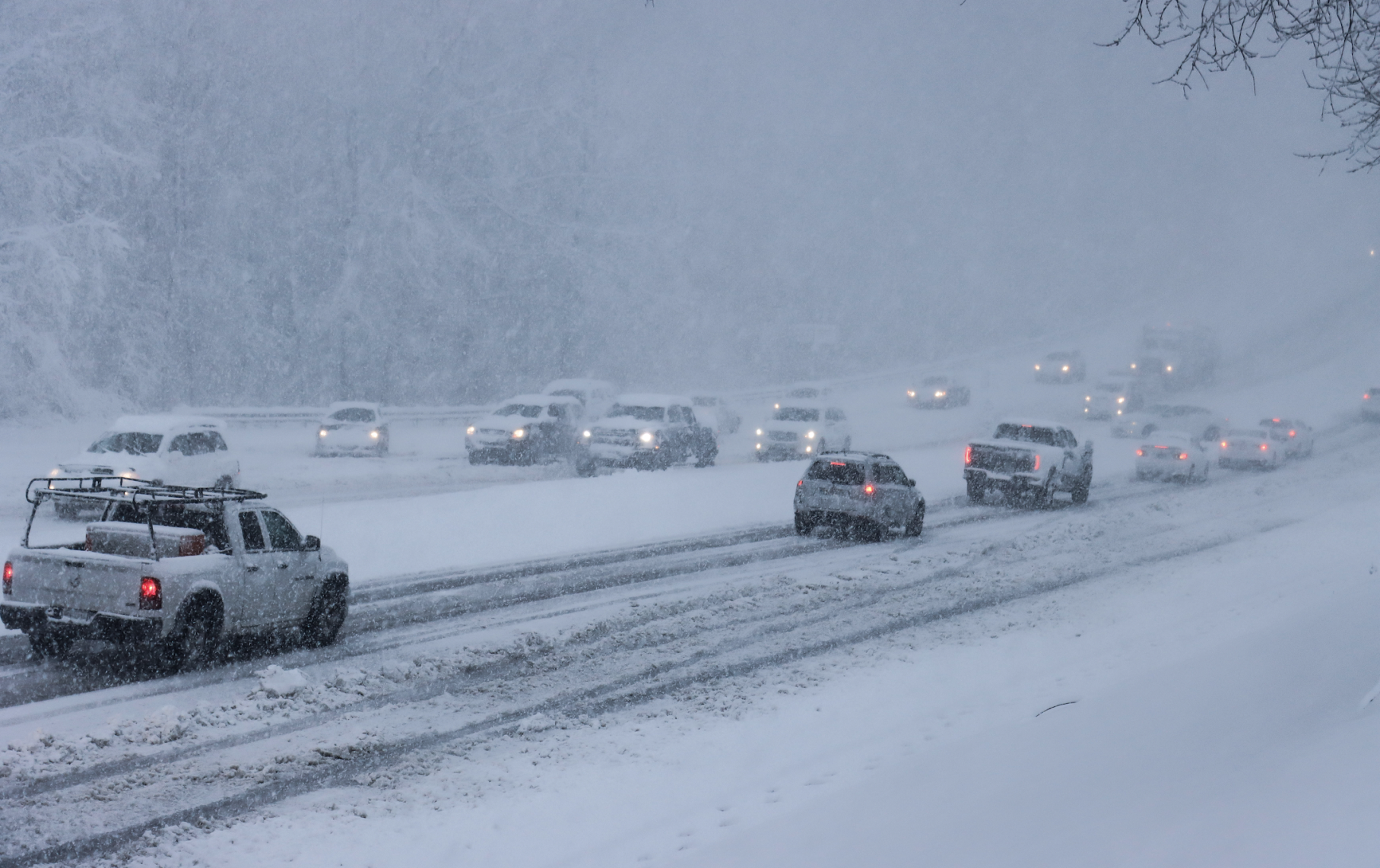 Snow at Minnieville Road